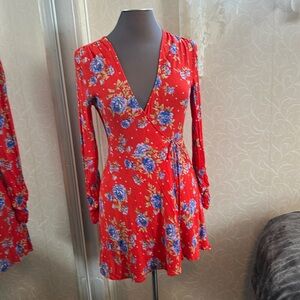 Women’s Zara red and blue flowers wrap dress size Med